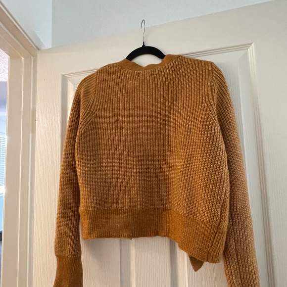 Sincerely Jules cropped sweater - Picture 3 of 3